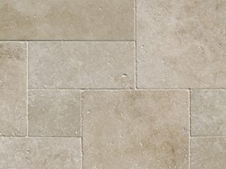 Classic travertin Apulia ivory